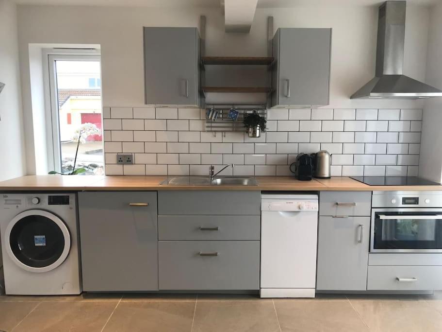St Agnes Perfect Location, Hot Tub, Sea Views, Gym Apartment Exterior foto