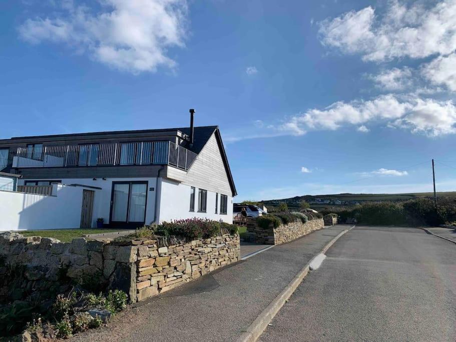 St Agnes Perfect Location, Hot Tub, Sea Views, Gym Apartment Exterior foto